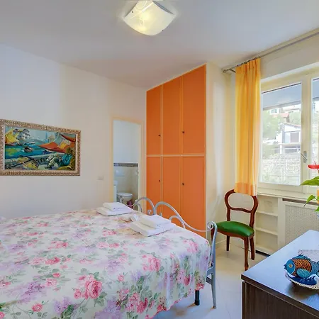Rhapsody By The Sea - Happy Apartment *