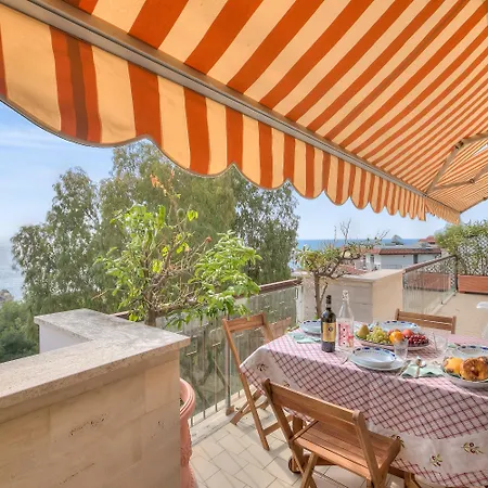 Rhapsody By The Sea - Happy Apartment *